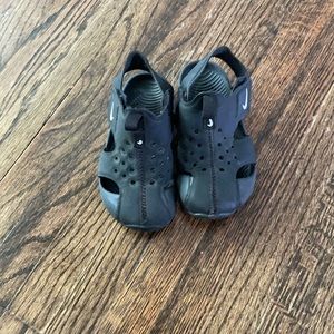 Nike Toddler boy sunray sandals